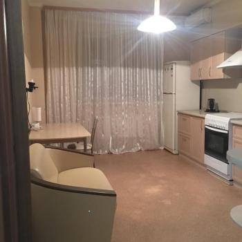 Сдается 1-комнатная квартира, 48 м²