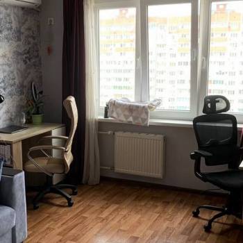 Продается 1-комнатная квартира, 37,5 м²