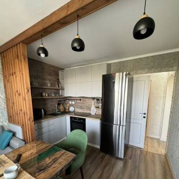 Продается 2-х комнатная квартира, 63 м²