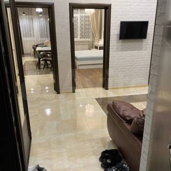 Продается 1-комнатная квартира, 58 м²