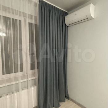 Продается 1-комнатная квартира, 38 м²