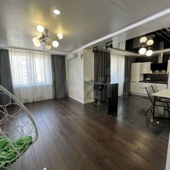 Продается 3-х комнатная квартира, 105 м²