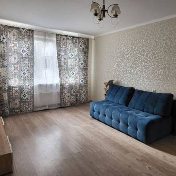 Сдается 2-х комнатная квартира, 56 м²