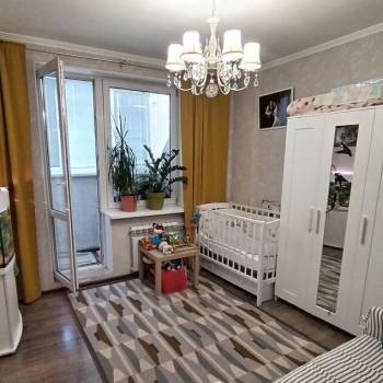 Продается 1-комнатная квартира, 47 м²