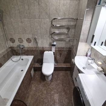 Продается 1-комнатная квартира, 47 м²