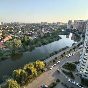 Продается 1-комнатная квартира, 47 м²