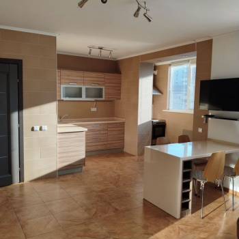 Продается 1-комнатная квартира, 30 м²