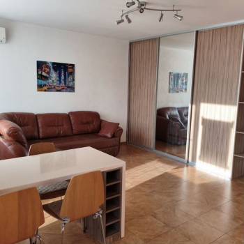 Продается 1-комнатная квартира, 30 м²