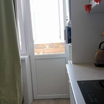 Продается 1-комнатная квартира, 37 м²