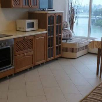 Сдается 1-комнатная квартира, 50 м²