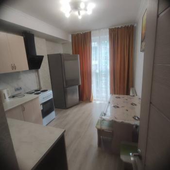 Сдается 1-комнатная квартира, 41 м²