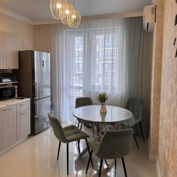 Сдается 1-комнатная квартира, 40 м²