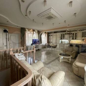 Продается Дом, 200 м²