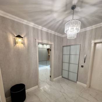 Сдается 2-х комнатная квартира, 75 м²