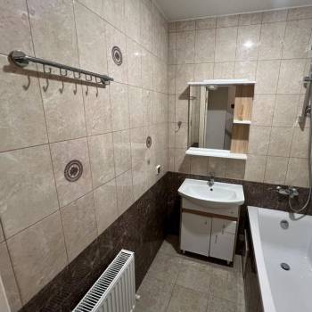 Сдается 2-х комнатная квартира, 72 м²