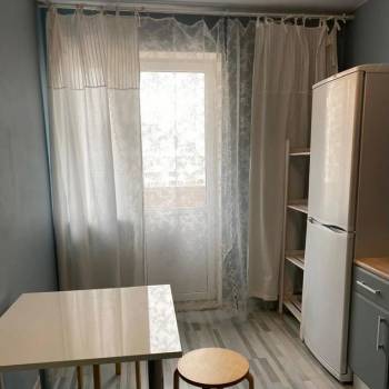 Сдается 1-комнатная квартира, 37 м²