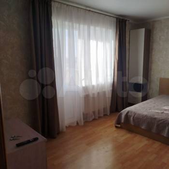 Сдается 1-комнатная квартира, 46 м²