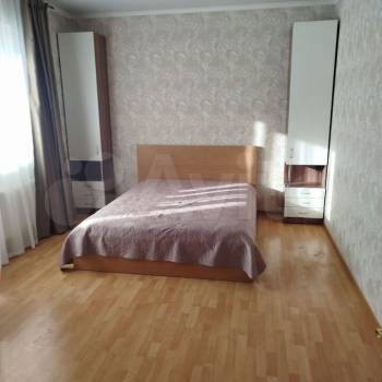 Сдается 1-комнатная квартира, 46 м²