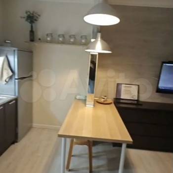 Продается 1-комнатная квартира, 36 м²