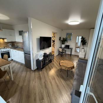 Продается 1-комнатная квартира, 45,7 м²