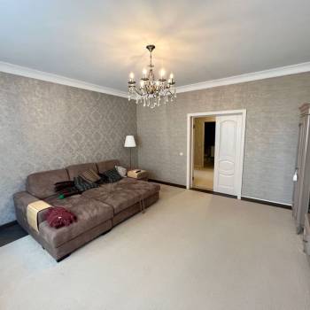 Продается 3-х комнатная квартира, 101 м²