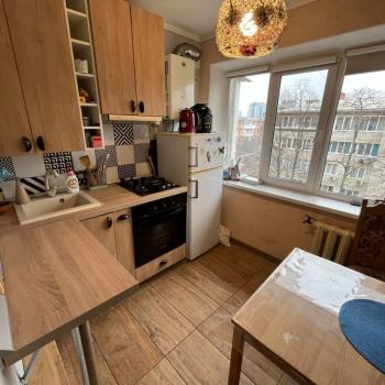 Продается 1-комнатная квартира, 29 м²