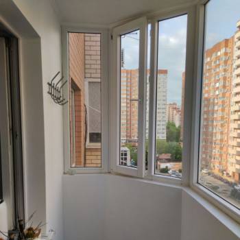 Продается 1-комнатная квартира, 42,32 м²