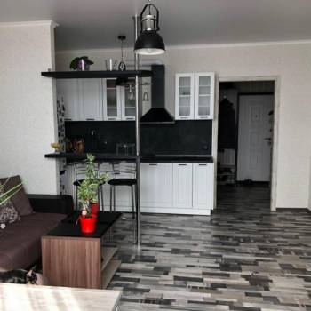 Продается 1-комнатная квартира, 30 м²