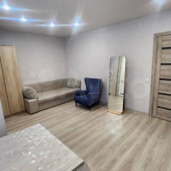 Продается 1-комнатная квартира, 32 м²