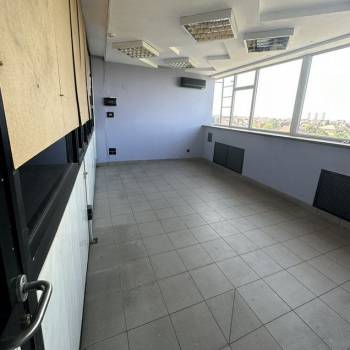 Сдается Нежилое помещение, 18 м²