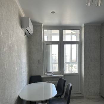 Сдается 1-комнатная квартира, 41 м²