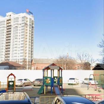 Сдается 1-комнатная квартира, 42 м²