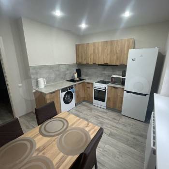 Сдается 2-х комнатная квартира, 61 м²