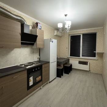 Сдается 1-комнатная квартира, 35,8 м²