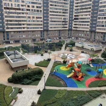 Сдается 1-комнатная квартира, 55 м²