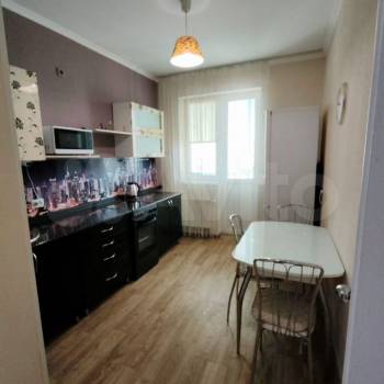 Сдается 1-комнатная квартира, 35 м²