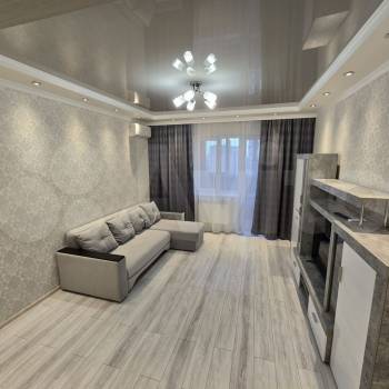 Сдается 2-х комнатная квартира, 78 м²