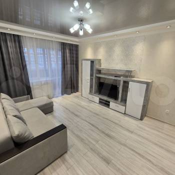 Сдается 2-х комнатная квартира, 78 м²