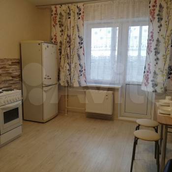 Сдается 2-х комнатная квартира, 64 м²