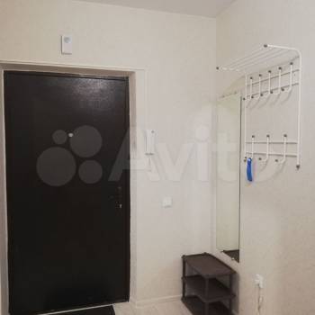 Сдается 2-х комнатная квартира, 64 м²