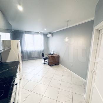 Продается 1-комнатная квартира, 40,9 м²