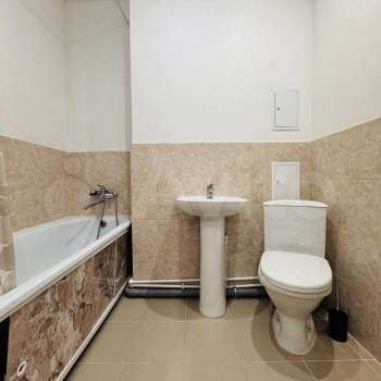 Продается 1-комнатная квартира, 40,9 м²