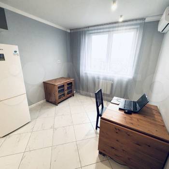 Продается 1-комнатная квартира, 40,9 м²