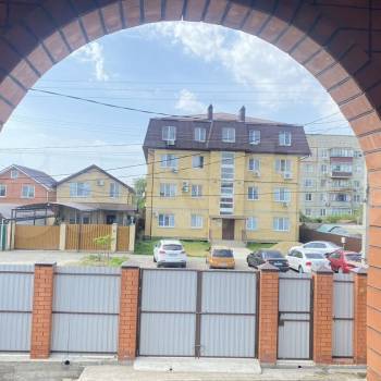 Продается Дом, 180 м²