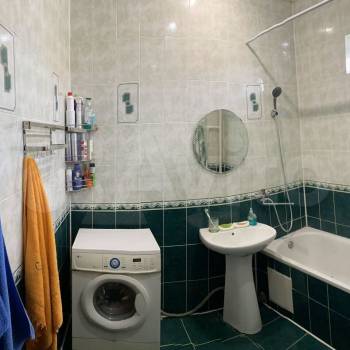 Продается Дом, 180 м²