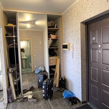 Продается 1-комнатная квартира, 43 м²