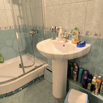 Продается 1-комнатная квартира, 43 м²