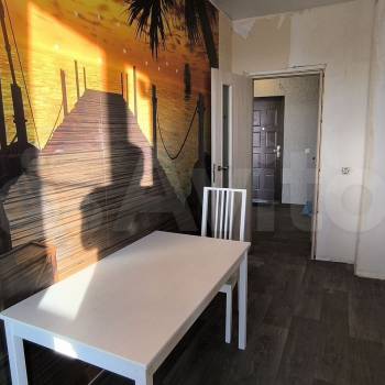 Продается 1-комнатная квартира, 43 м²