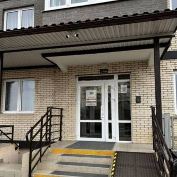 Продается 1-комнатная квартира, 41 м²