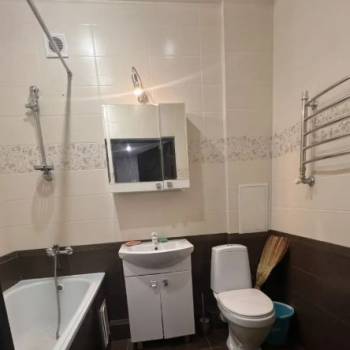 Сдается 1-комнатная квартира, 40 м²